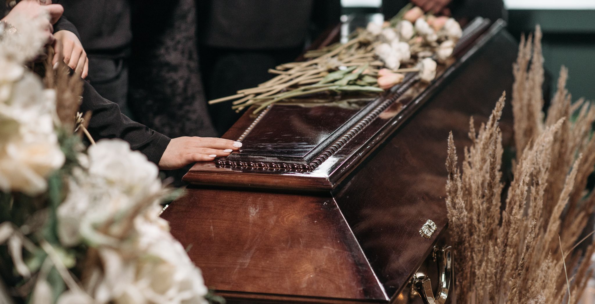 nambour funeral, how to plan a funeral for a parent, how to plan a funeral step-by-step, how to plan a funeral for a loved one, how to arrange a funeral in australia